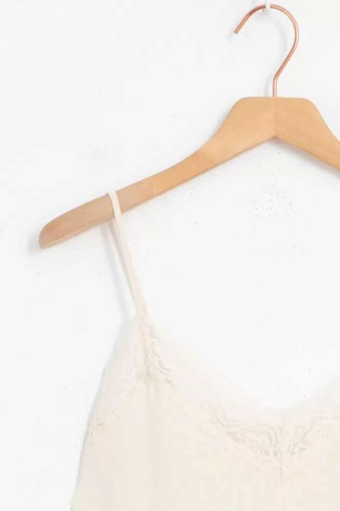 Dames T-Shirts En Tops-TeSingletMetKantenDetails