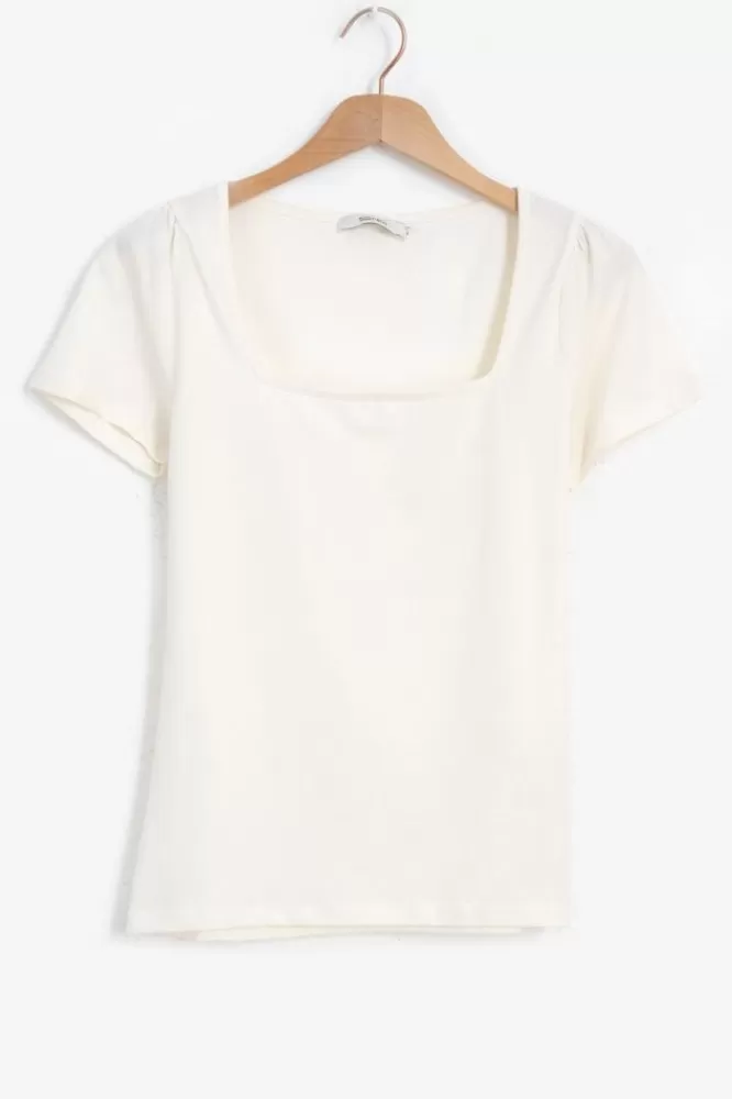 Dames T-Shirts En Tops-T-ShirtMetVierkanteHals